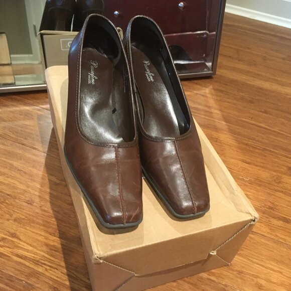Vintage Passofino Brazilian-made Ladies low-profile Leather Heels US 8.5 Brown - Picture 1 of 6